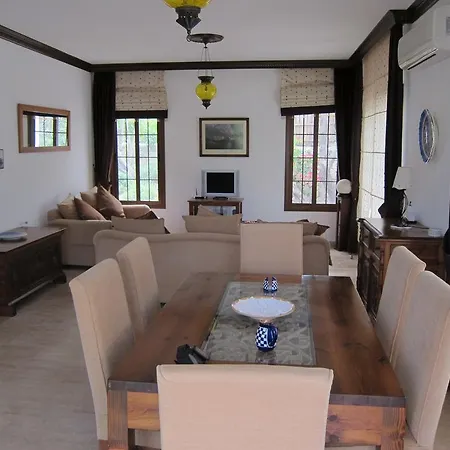 Mulberry Villa