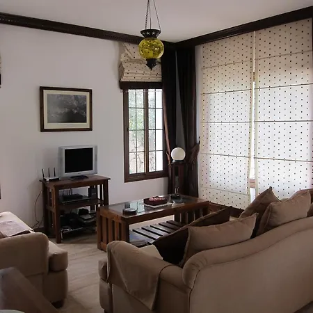 Mulberry Villa Lápithosz