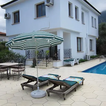 Villa Mulberry